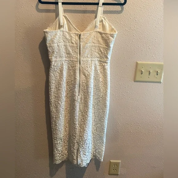 Lulu’s White Lace Midi Dress M - Picture 4 of 4